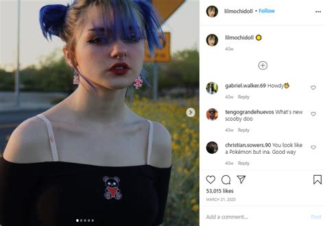 Lilmochidoll is her TikTok username, where she posts videos and lip-syncs devoted to gothic themes. Her net worth (USD) has been estimated at around $400,000. Advertising and partnerships also provide her with income. Seattle, Washington, was the scene of her birth on August 27, 2002. 